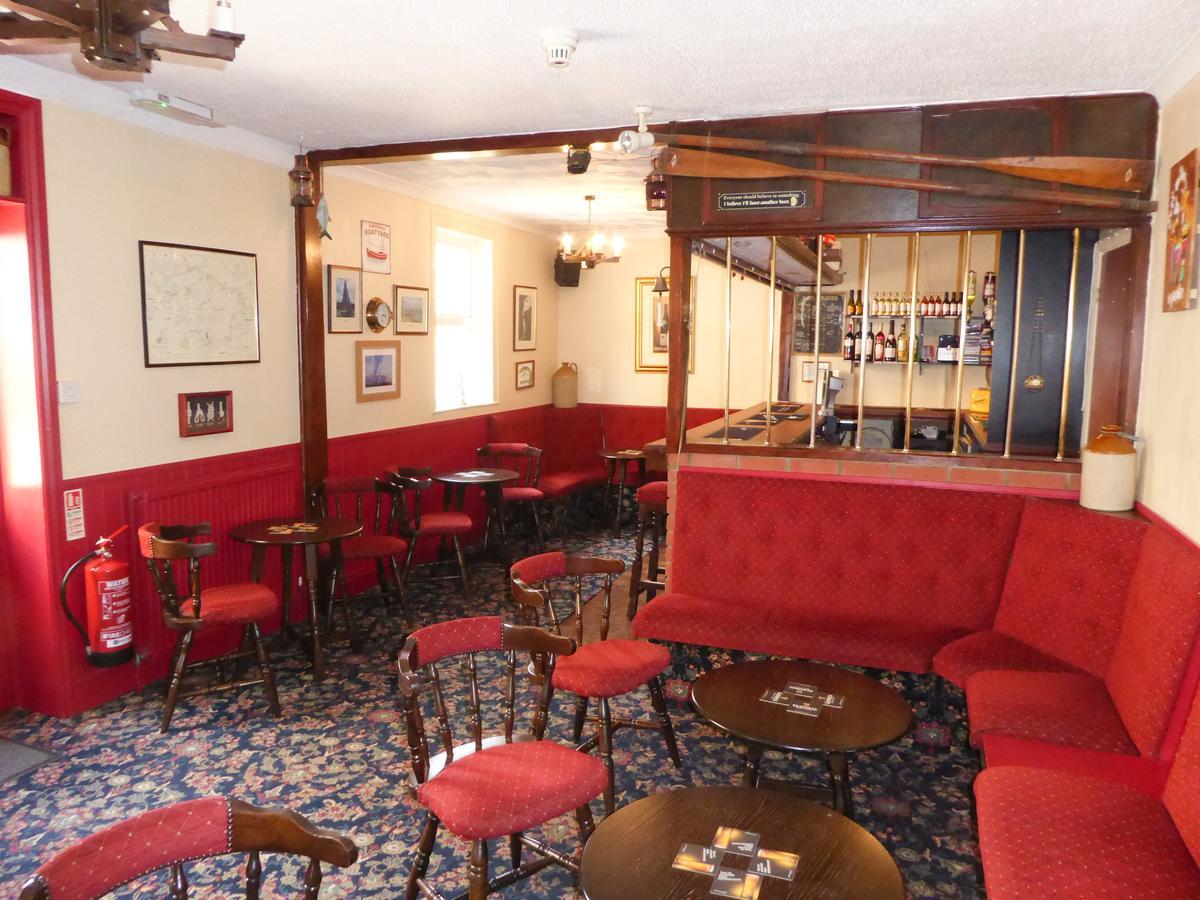 The Denewood Sandown